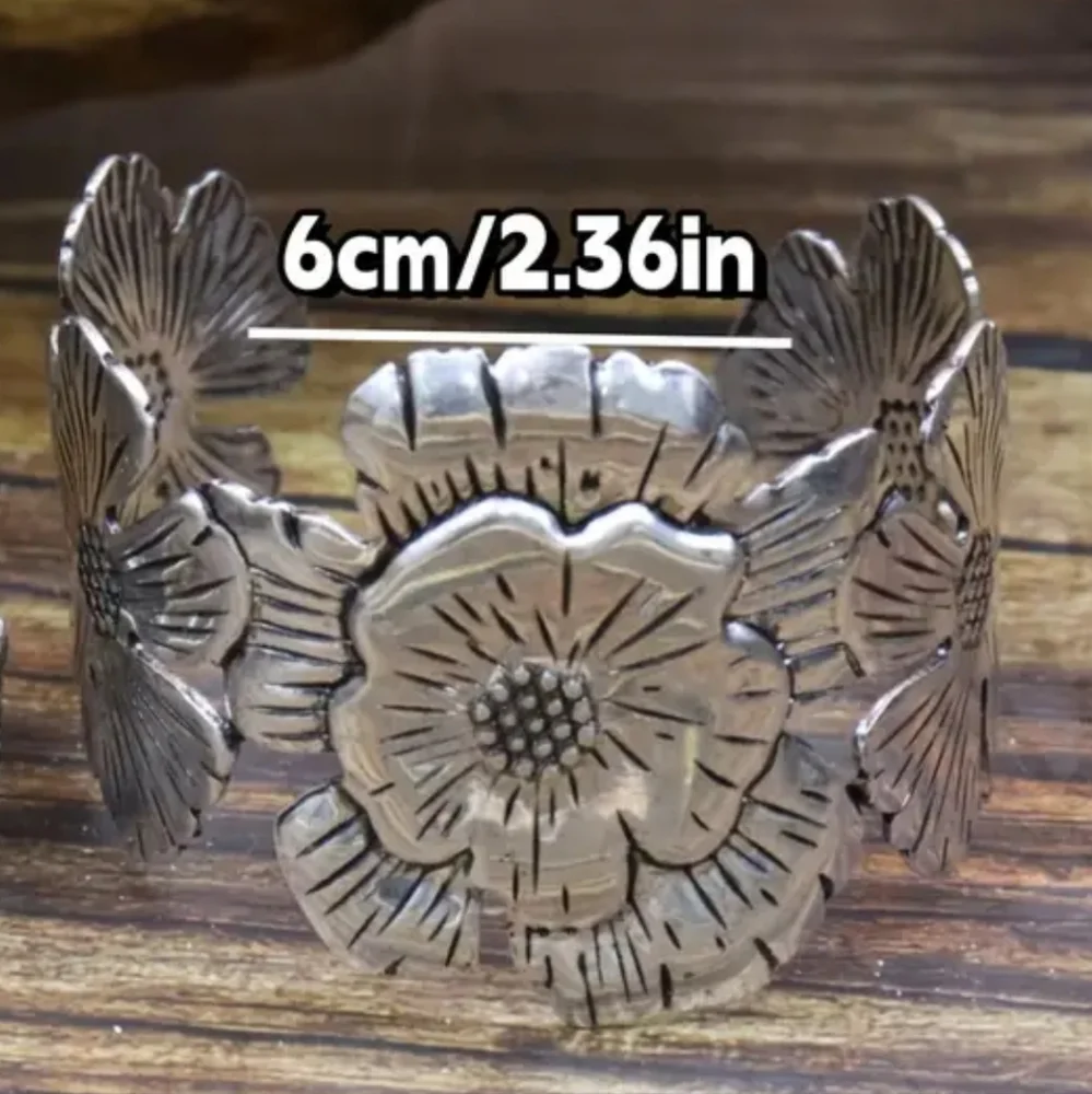Boho Flower Cuff Bracelet Brand New Item #2 - Picture 2 of 3